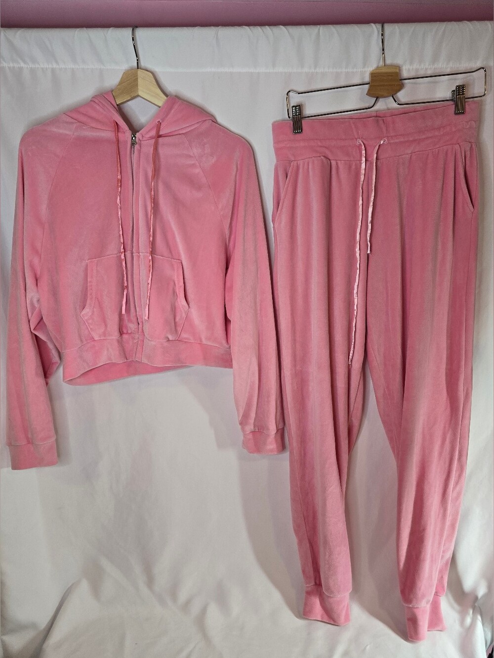 Bluenotes Pink Velour Y2K inspired Matching Set MED/LARGE Paris Hilton Vibes